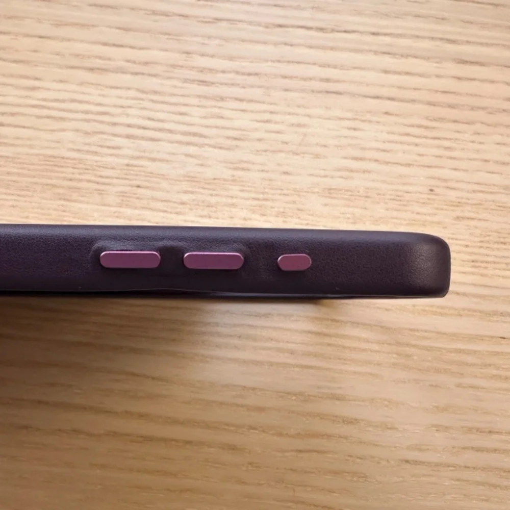 Apple iPhone 15 Pro Max Leather MagSafe Case Purple